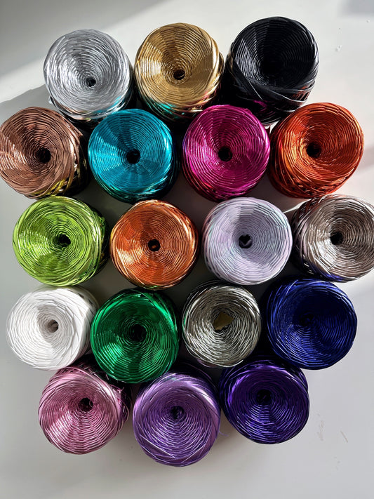 Wholesale pack metallic yarn