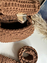 Load image into Gallery viewer, Kiri Autumn Bucket Handbag

