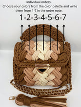 Carregar imagem no visualizador da galeria, Capri Shoulder Quilted Flap Bag
