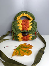 Cargar imagen en el visor de la galería, Autumn Leaf
