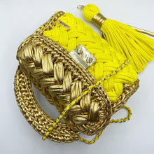 Carregar imagem no visualizador da galeria, SunShine Large Crochet Stylish Bag
