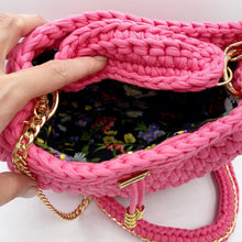 Carregar imagem no visualizador da galeria, Anna Soft Crochet Crossbody Bag
