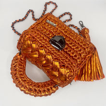Load image into Gallery viewer, Lili Metallic Crossbody Glow Bag
